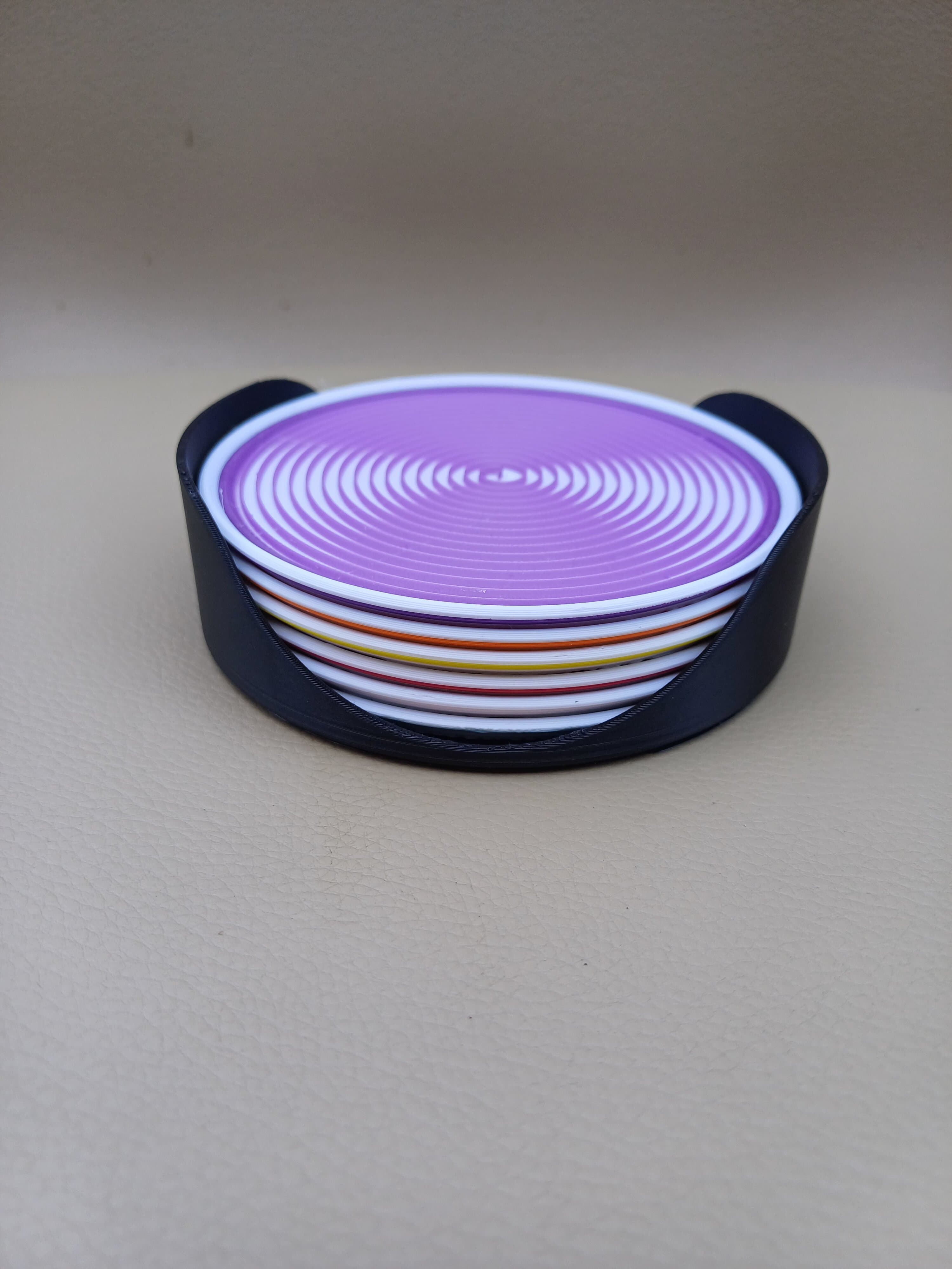 Porta-Copos Geométricos coloridos com suporte